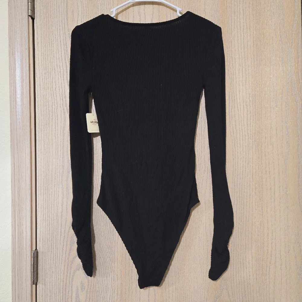 Free people suits. NWT. S - Picture 5 of 5